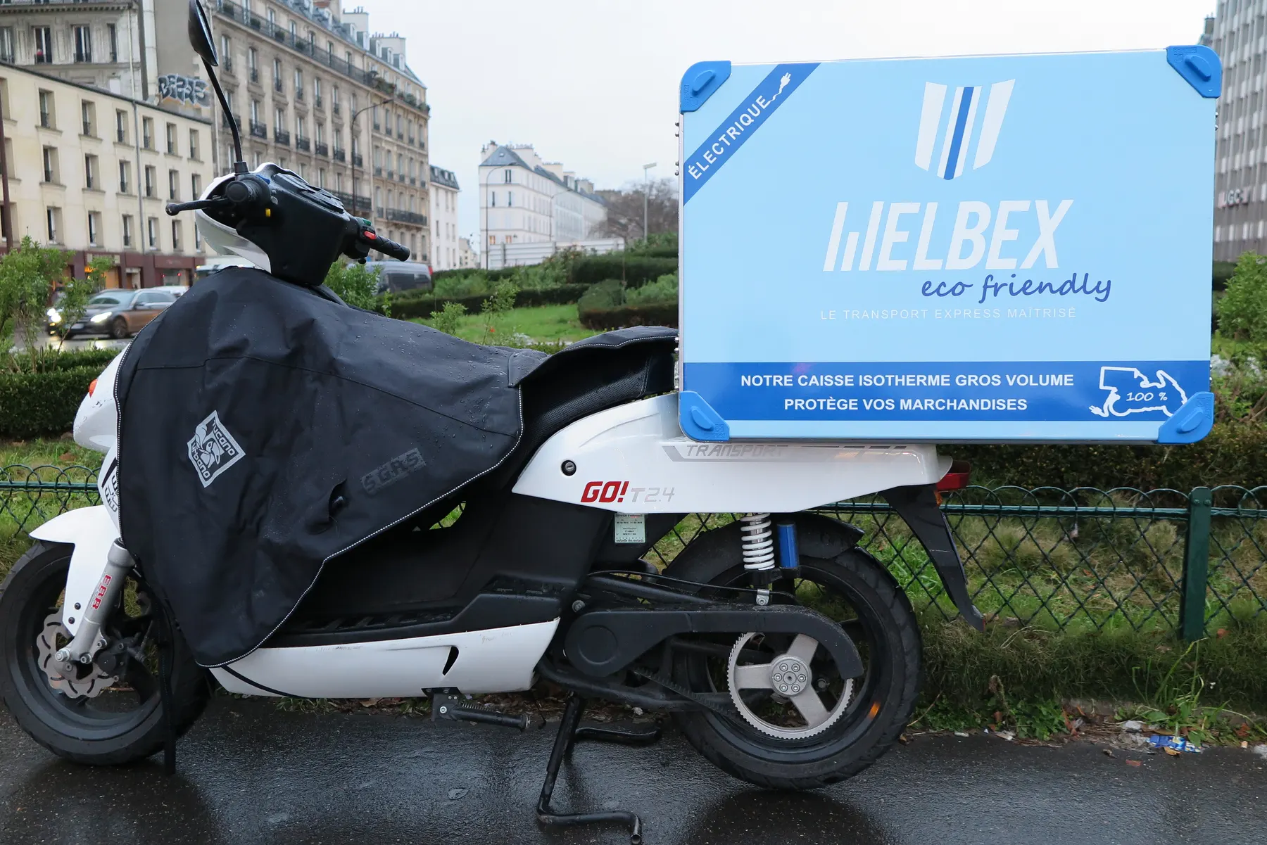 Scooter électrique Welbex avec sa caisse Welbox